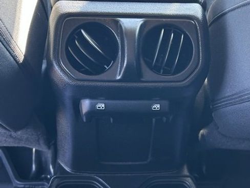 Used 2021 Jeep Wrangler Unlimited Sport image 11