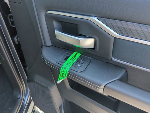 New 2026 RAM 2500 Big Horn AWD/4WD image 32