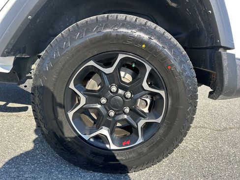 Used 2021 Jeep Wrangler Unlimited Sport image 27