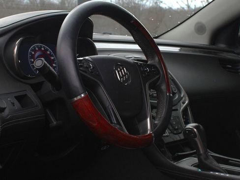 Used 2014 Buick LaCrosse Leather image 14