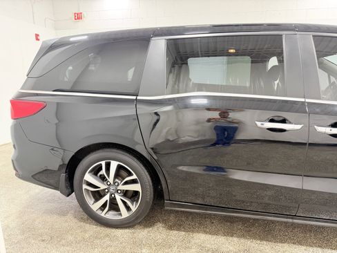 Used 2022 Honda Odyssey Touring image 9