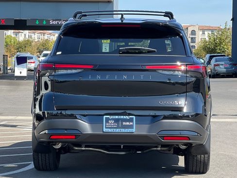 New 2026 INFINITI QX60 Sport w/ Dark Cargo Package image 4