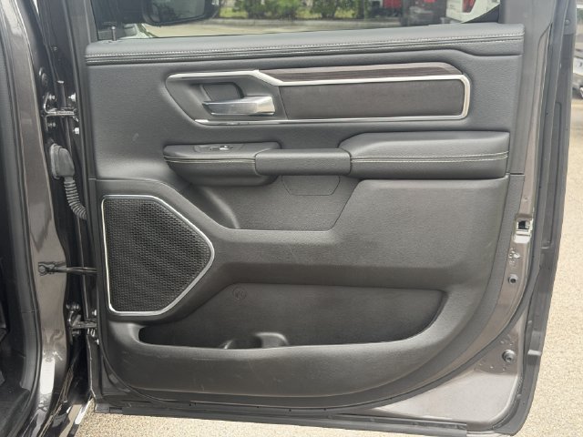 Used 2026 RAM 1500 Laramie AWD/4WD image 35