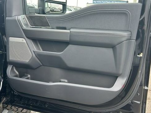 New 2026 Ford F250 Lariat w/ Black Appearance Package image 10