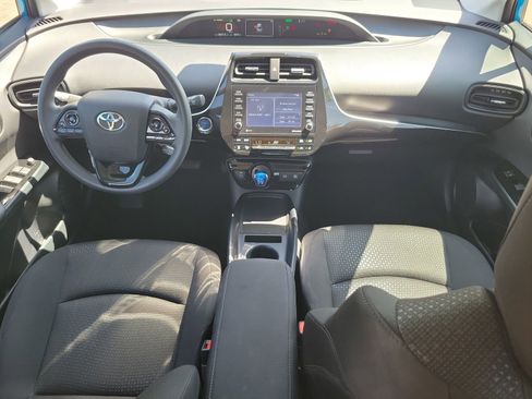 Used 2022 Toyota Prius LE image 13