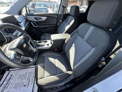 Used 2023 Chevrolet Blazer LT w/ Driver Confidence Package image 11