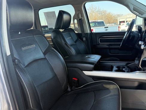 Used 2023 RAM 2500 Laramie image 12