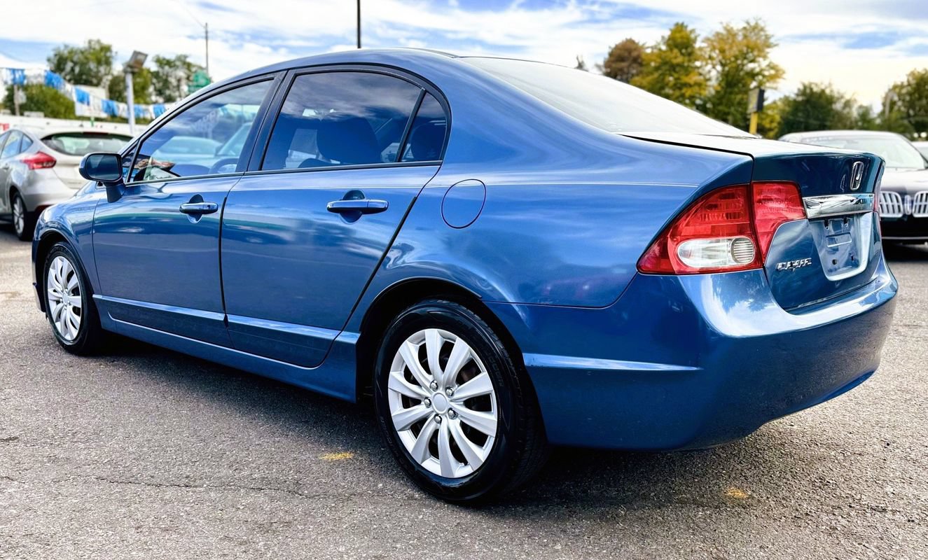 Used 2011 Honda Civic LX image 5