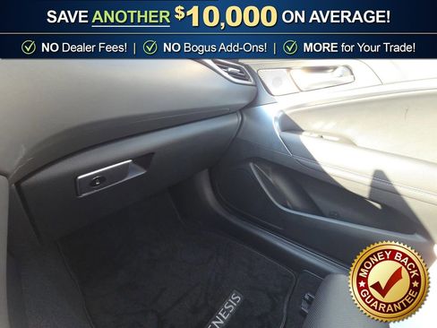 Used 2025 Genesis G70 2.5T image 29