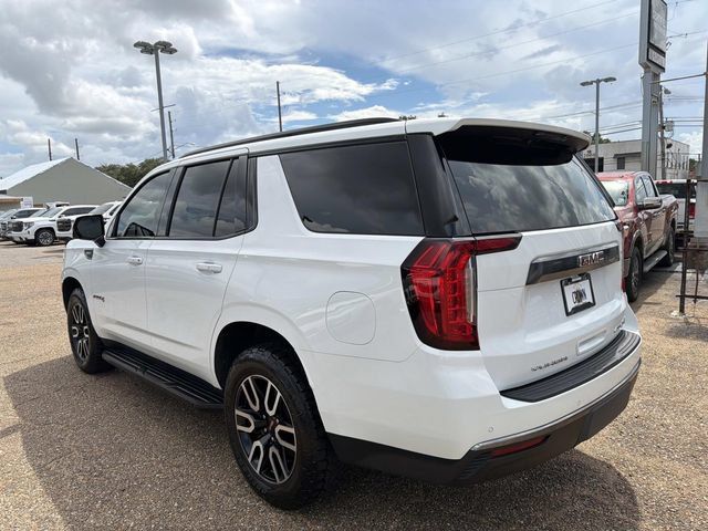 Used 2024 GMC Yukon AT4 w/ Technology Package AWD/4WD image 9