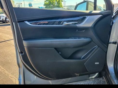 Certified 2024 Cadillac XT6 Premium Luxury w/ Technology Package AWD/4WD image 21