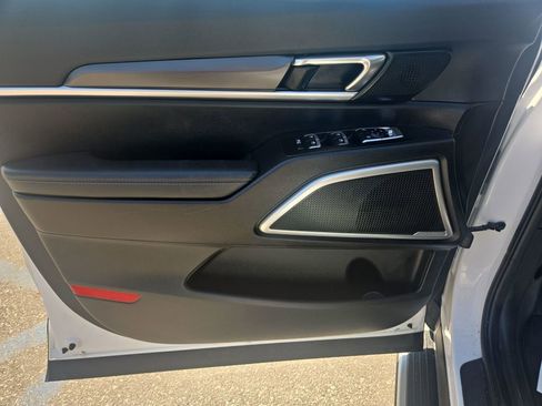 Used 2023 Kia Telluride S w/ S Sunroof Package image 17