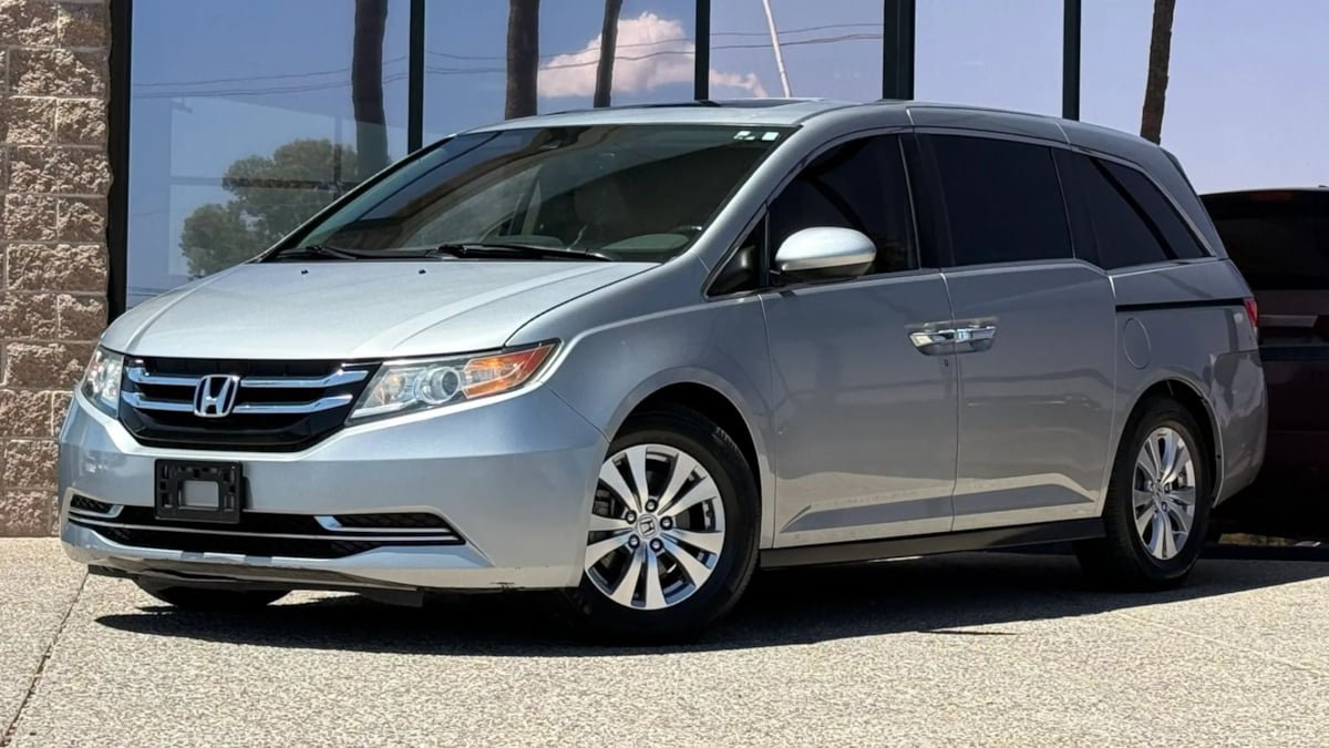 Used 2016 Honda Odyssey EX-L image 2