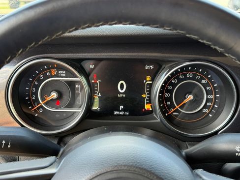 Used 2021 Jeep Gladiator Sport AWD/4WD image 18