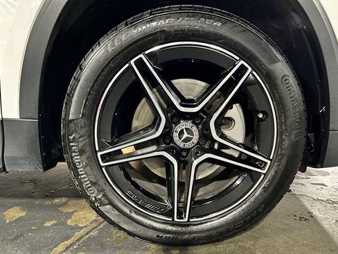 Certified 2023 Mercedes-Benz GLA 250 4MATIC image 9