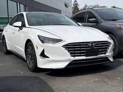 Used 2023 Hyundai Sonata Limited w/ Cargo Package