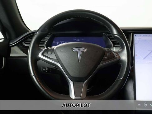 Used 2018 Tesla Model S 75D image 3