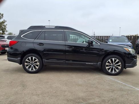 Used 2017 Subaru Outback 3.6R Limited image 8
