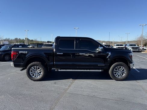 Certified 2024 Ford F150 Lariat w/ FX4 Off-Road Package image 9