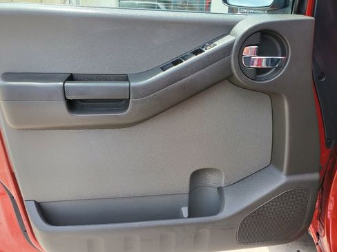Used 2013 Nissan Xterra X RWD image 14