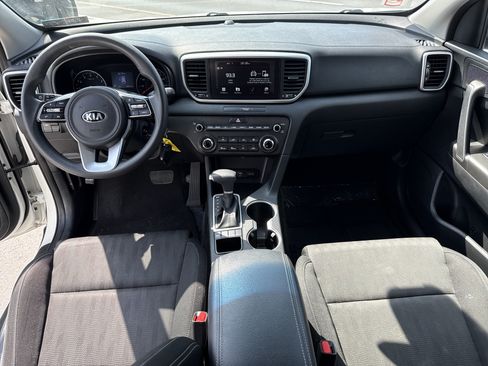 Used 2021 Kia Sportage LX AWD/4WD image 14