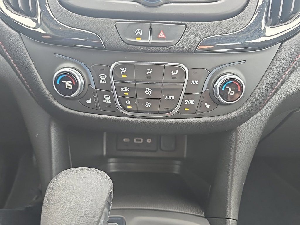 Used 2022 Chevrolet Equinox RS AWD/4WD image 21
