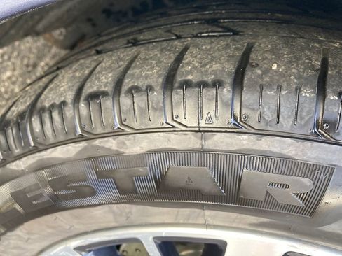 Used 2018 Subaru Legacy 2.5i Premium w/ Eyesight & BSD & Rcta & HBA image 32