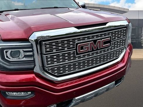 Used 2018 GMC Sierra 1500 Denali AWD/4WD image 29