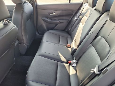 Used 2026 Nissan Sentra SR w/ SR Premium Package FWD image 6