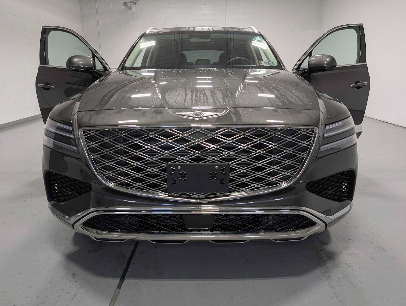 Used 2025 Genesis GV80 2.5T Standard AWD/4WD image 15