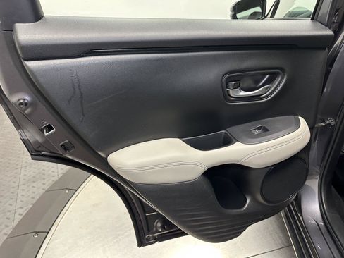 Used 2024 Honda HR-V LX image 29