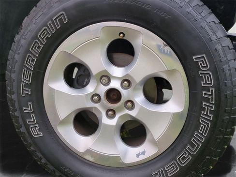 Used 2014 Jeep Wrangler Unlimited Sahara w/ Dual Top Group image 21