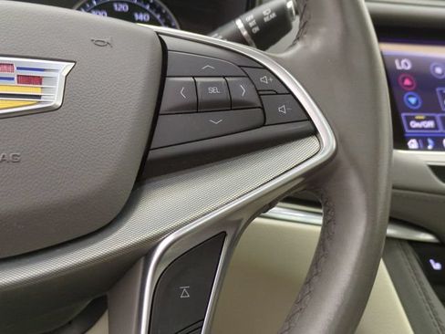Certified 2024 Cadillac XT5 Premium Luxury w/ LPO, Floor Liner Package AWD/4WD image 12