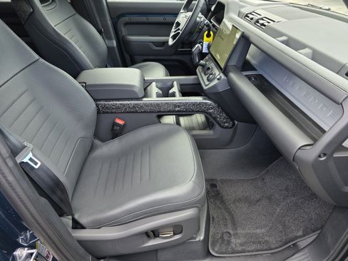 New 2026 Land Rover Defender 110 image 3