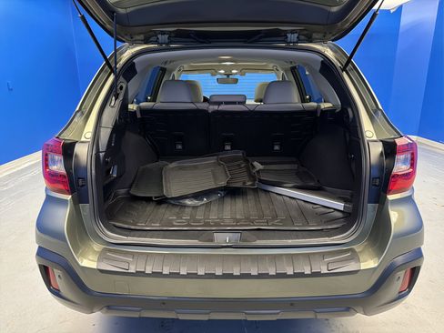 Used 2018 Subaru Outback 2.5i Limited image 29