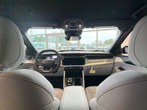 New 2026 Jeep Cherokee Limited image 34