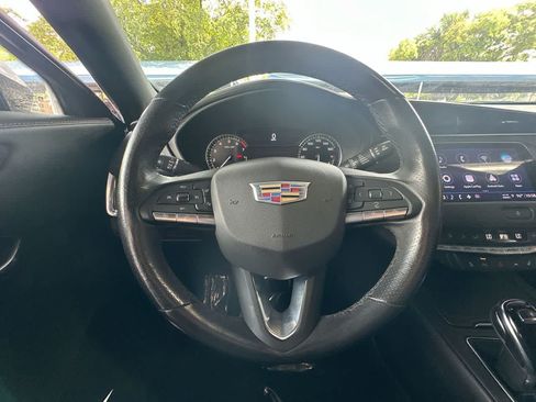 Used 2023 Cadillac XT4 Sport w/ Driver Assist Package FWD image 15