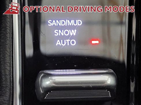 Used 2023 Jeep Compass Limited image 25