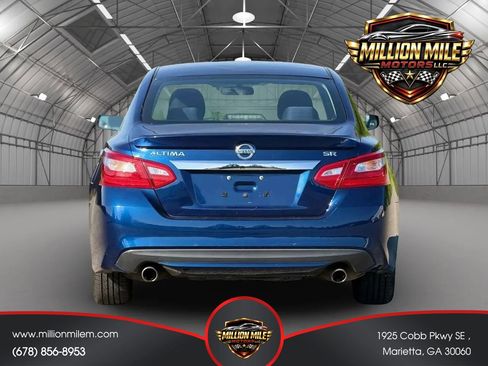 Used 2016 Nissan Altima 2.5 SR FWD image 4