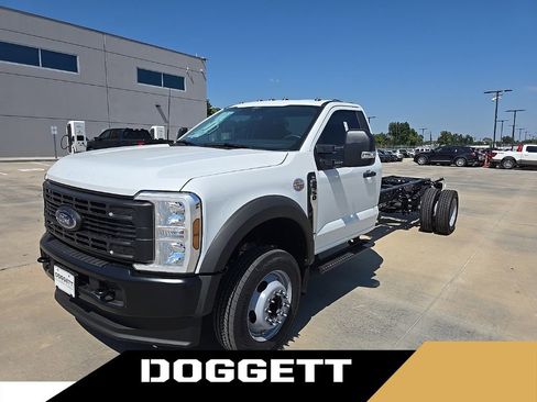 New 2026 Ford F550 2WD Regular Cab Super Duty image 1