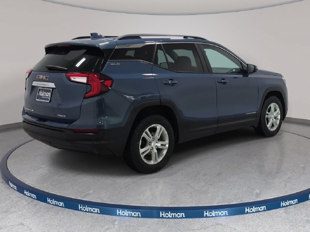 Used 2024 GMC Terrain SLE w/ Driver Convenience Package AWD/4WD image 6