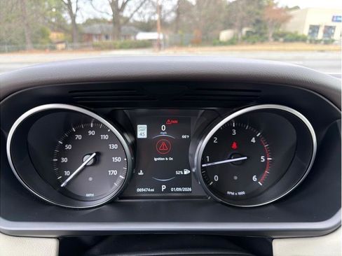 Used 2017 Land Rover Range Rover Sport HSE image 16