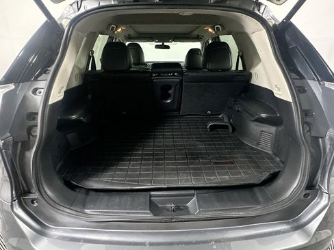 Used 2015 Nissan Rogue SL w/ SL Premium Package AWD/4WD image 28