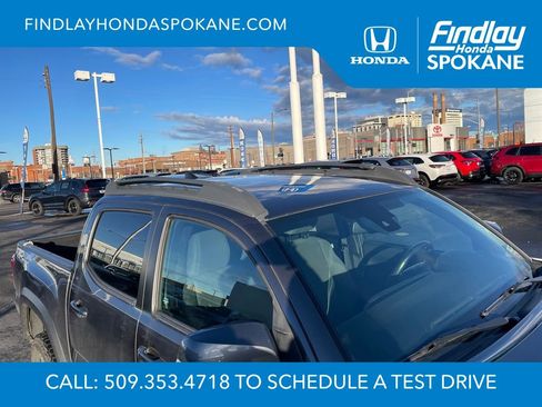 Used 2019 Toyota Tacoma image 5