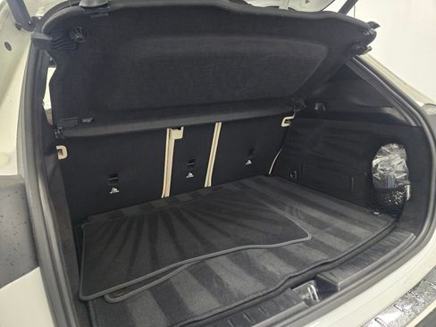 Used 2025 Mercedes-Benz GLA 250 4MATIC image 21