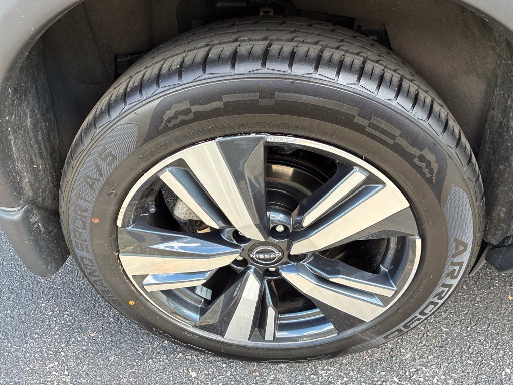 Certified 2023 Nissan Rogue SL AWD/4WD image 10