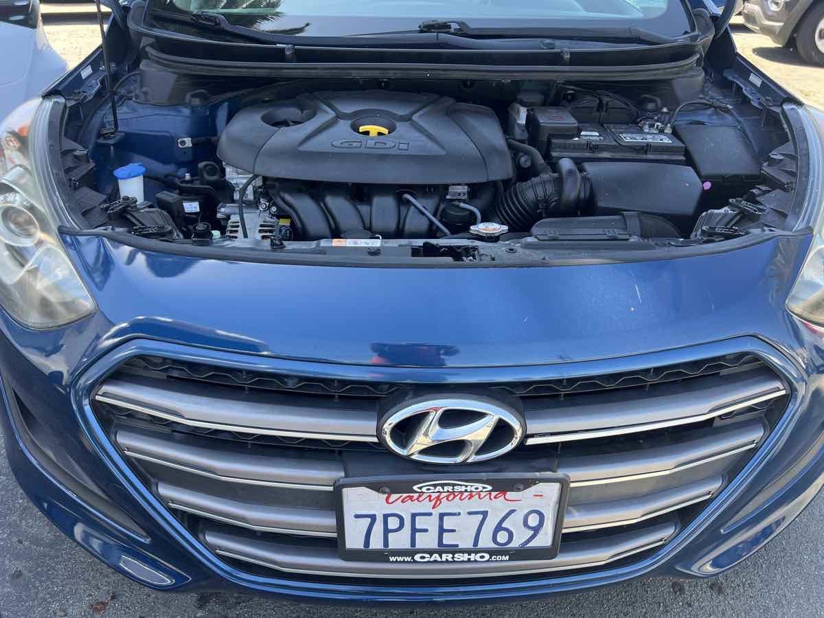 Used 2016 Hyundai Elantra GT FWD image 19