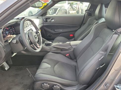Certified 2024 Nissan Z Performance w/ Floor Mat Package image 9