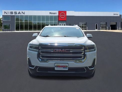 Used 2023 GMC Acadia SLT AWD/4WD image 8