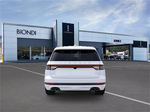 New 2026 Lincoln Aviator Reserve image 5